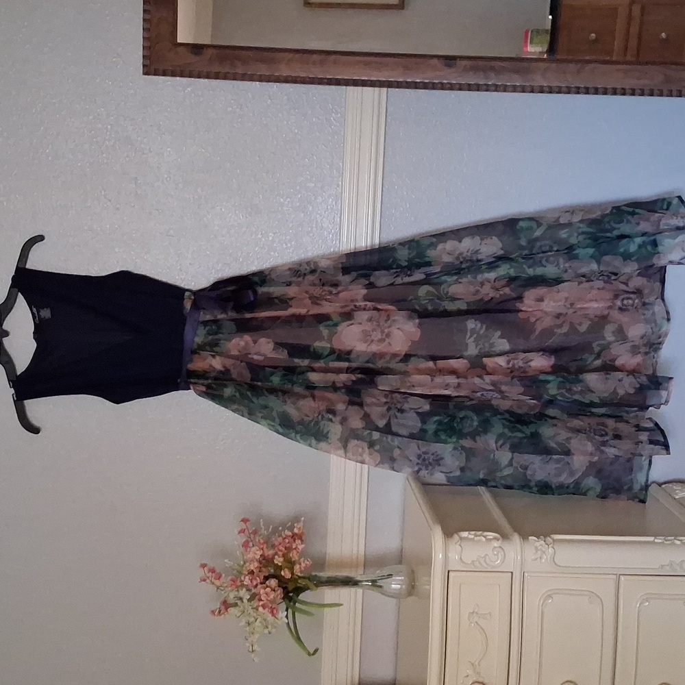Candalite Navy and Floral Maxi Dress